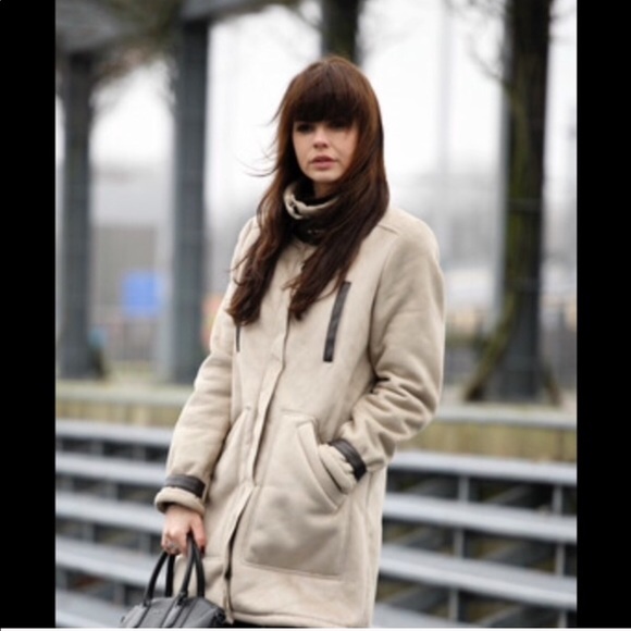 H&M Faux Shearling Coat sz 4 - Picture 1 of 3